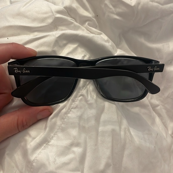 Ray-Ban RB4181 601 Matte Black Frame Lens Sunglasses Italy 55mm - Picture 8 of 8